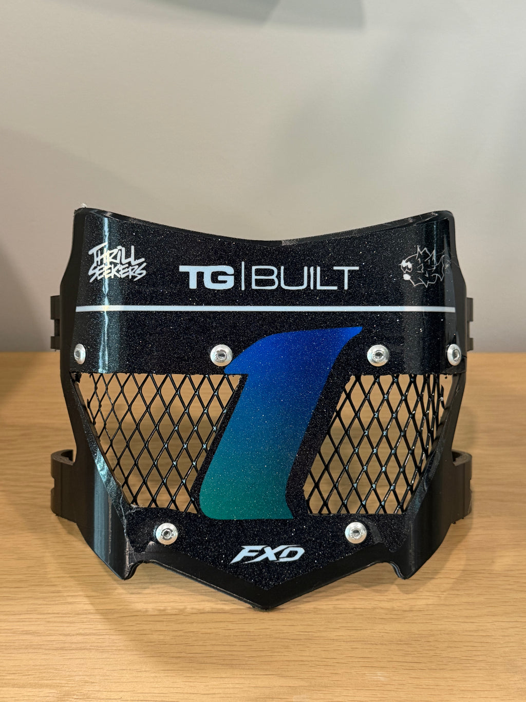 Vented motocutz plate