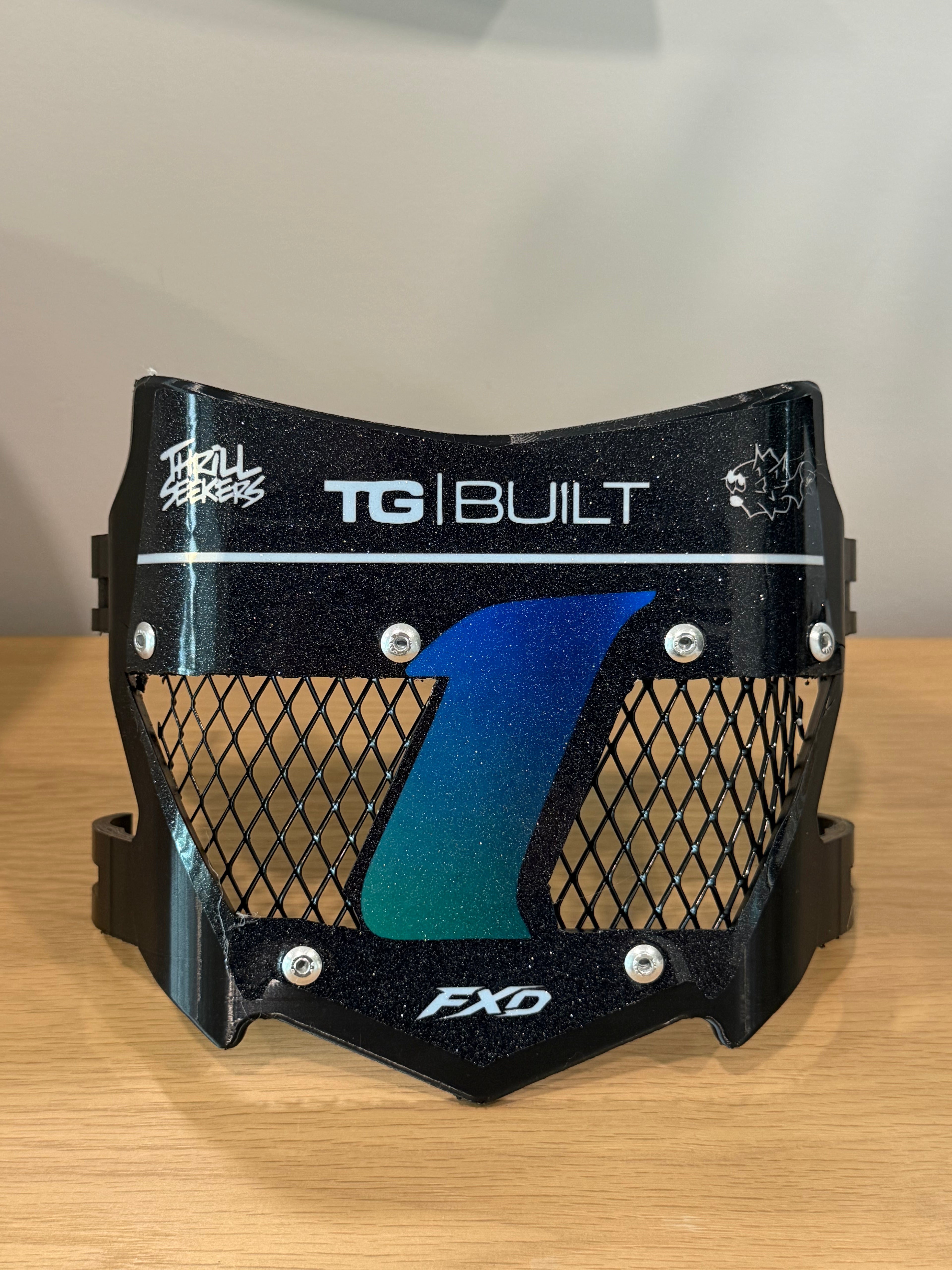 Vented motocutz plate